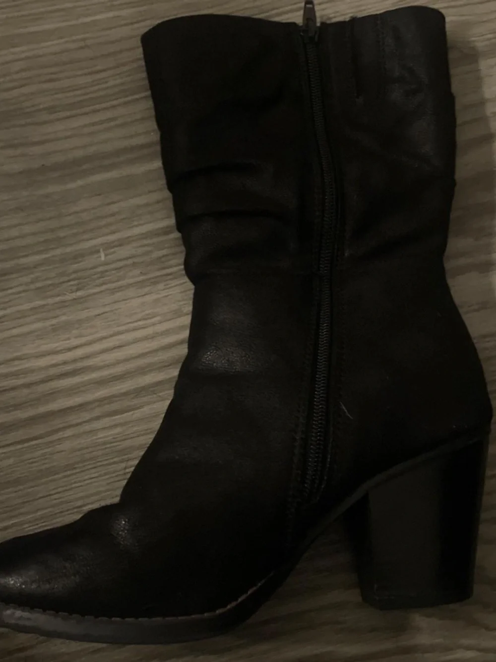 Women's Black Mid-Calf Slouch Leather Boots